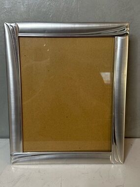 Decorel BRUSHED Silver METAL Photo Picture Frame 8x10